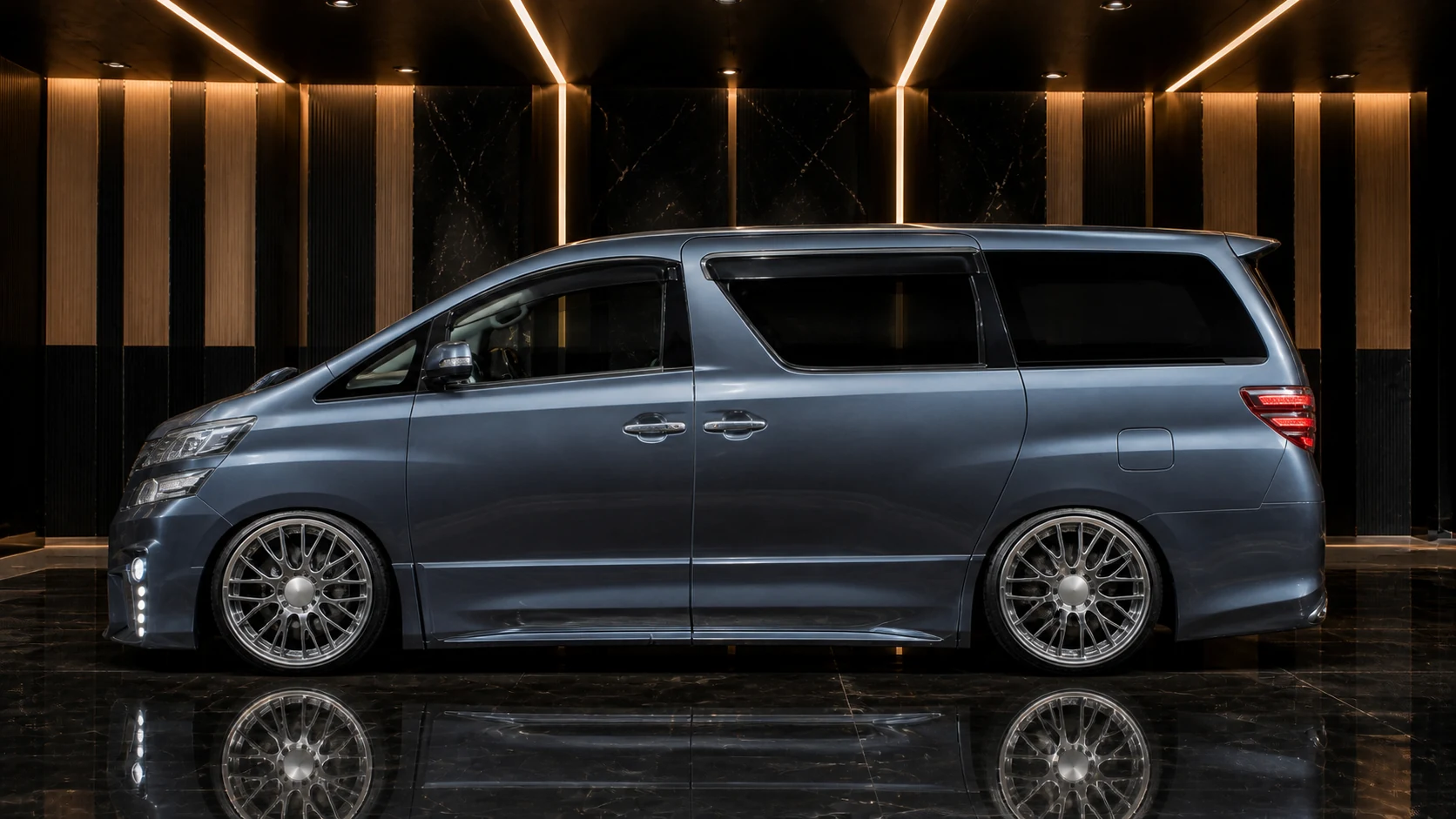 Titanium Blue-Grey Toyota Vellfire 20 early Grand Tourer side-step AI concept visual
