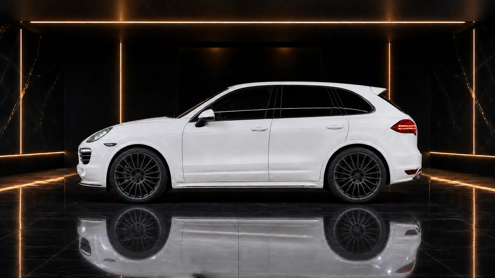 Porsche Cayenne V6 958 original metal arches and two-piece side-under Core Aero 3P AI concept profile