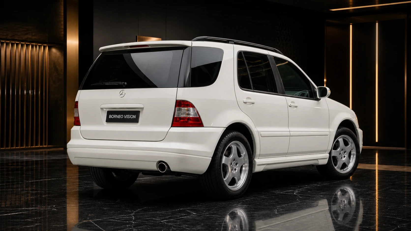 Executive Aero — Mercedes-Benz M-Class W163 (2002–2003) — rear three-quarter