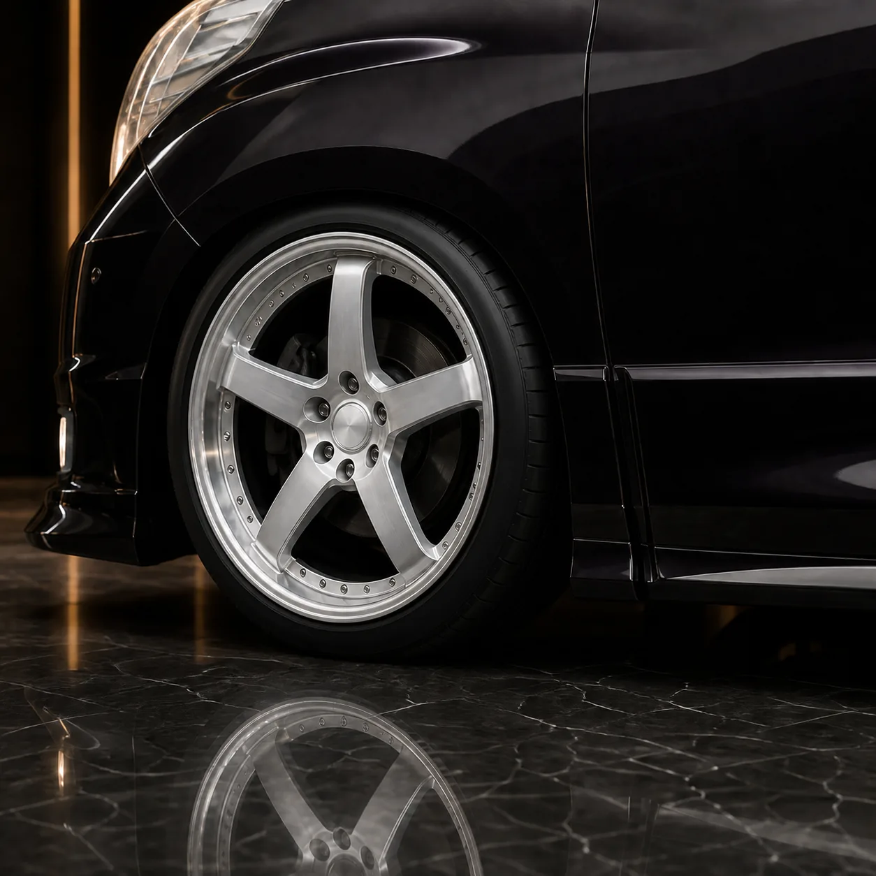 Toyota Alphard 20 early blank-centre silver five-spoke wheel and side-step AI concept detail
