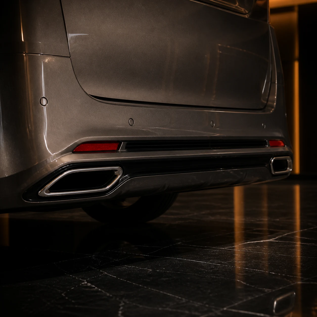 Toyota Vellfire 20 early Type I capped finisher and reflector rear-bumper AI concept detail