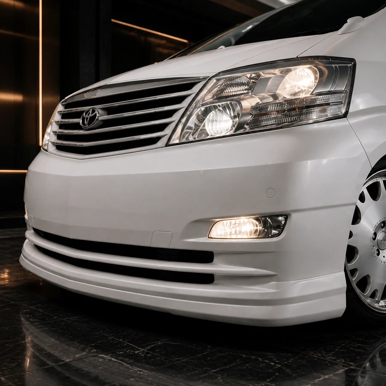 Executive Aero — Toyota Alphard 10 MZ/AZ/MX/AX Facelift (2005–2008) — front aero detail
