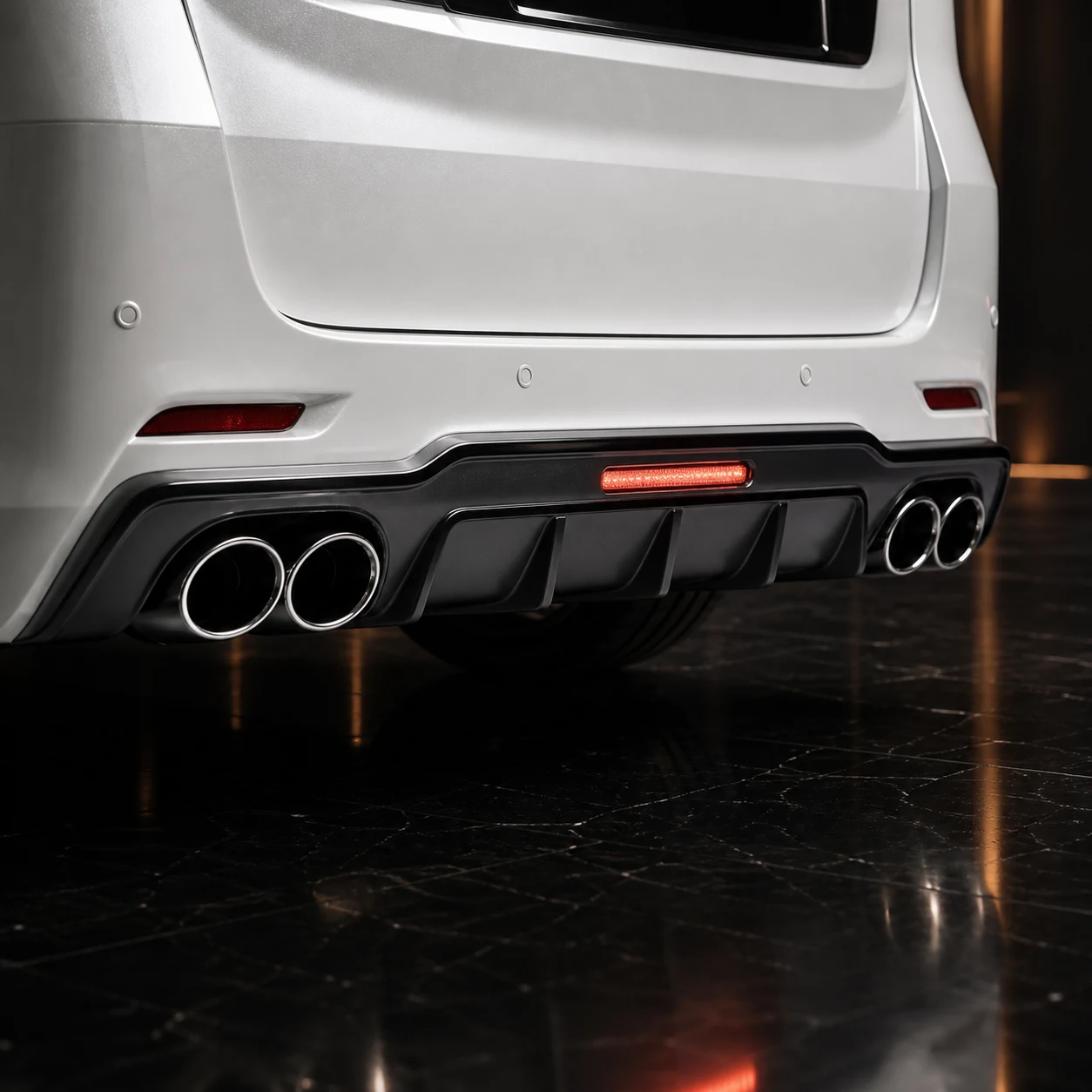 Executive Aero — Toyota Alphard 20 S Pre-Facelift (2008–2011) — rear aero detail