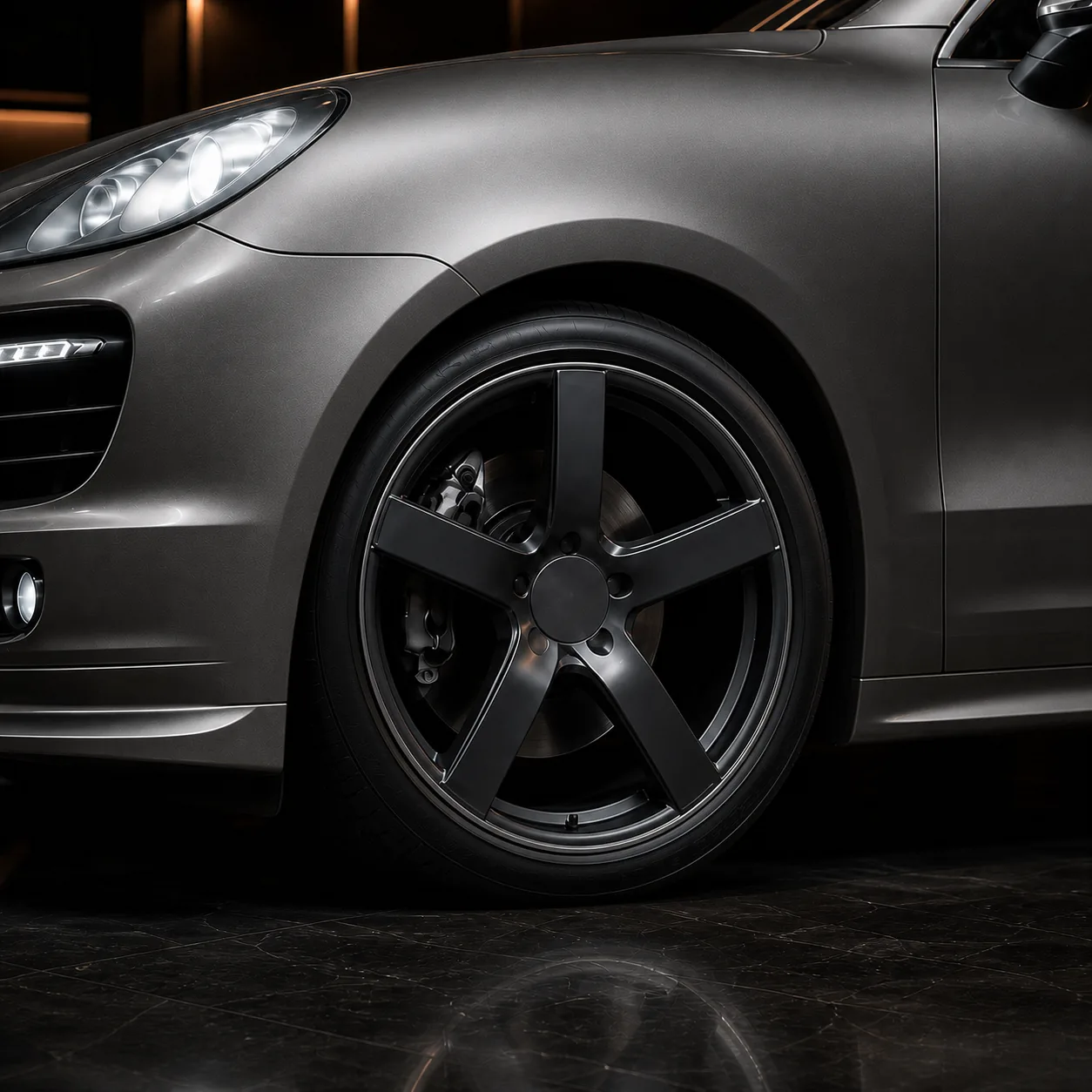 Porsche Cayenne Turbo 958 graphite wheel factory metal arch and side-under AI concept detail