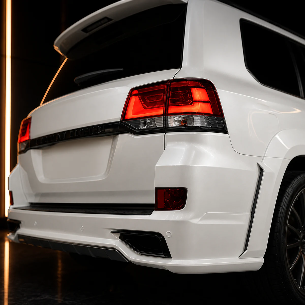 Toyota Land Cruiser 200 ZX rear half and gate spoiler AI concept detail